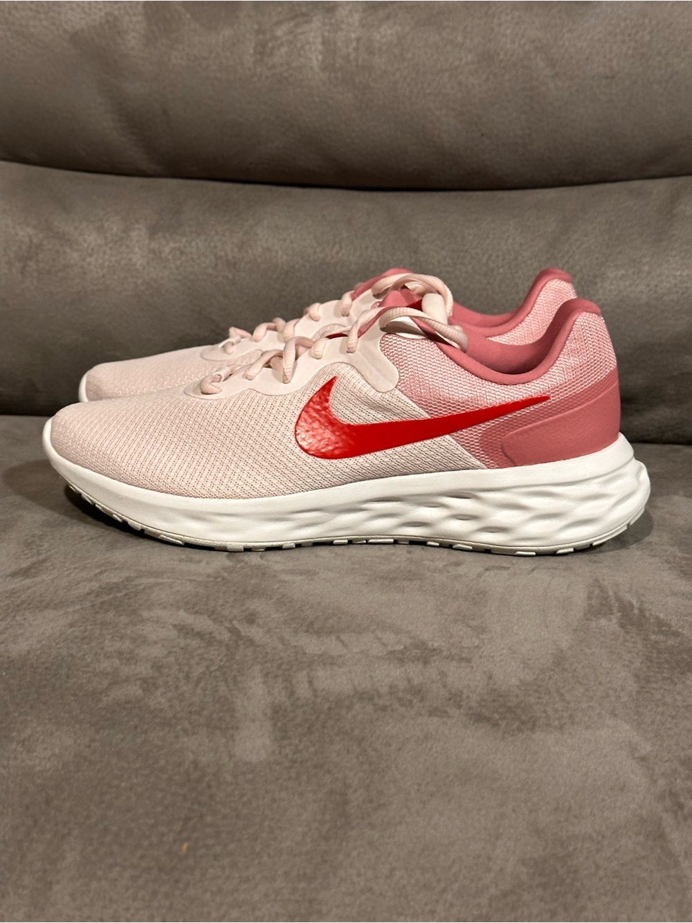 Nike Revolution 6 Next Nature Running Shoes Women’s 11 Pink Red DC3729-601 New